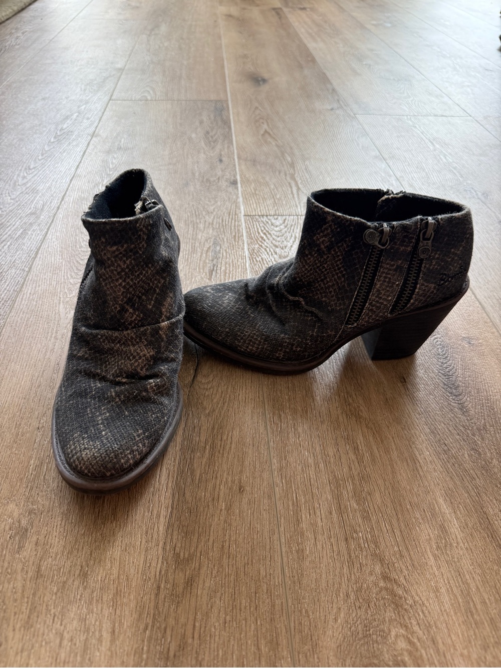 Textured Black Snake-Print Ankle Booties with Side Zipper
